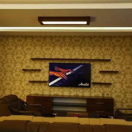 Taht Palace Hotel Wan Zewnętrze zdjęcie