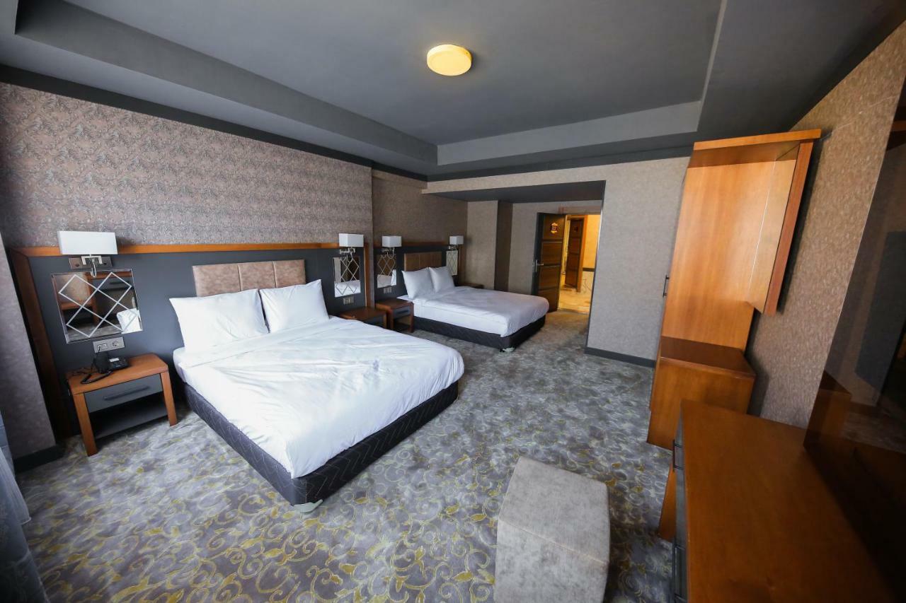 Taht Palace Hotel Wan Zewnętrze zdjęcie