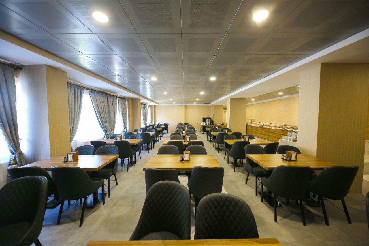 Taht Palace Hotel Wan Zewnętrze zdjęcie